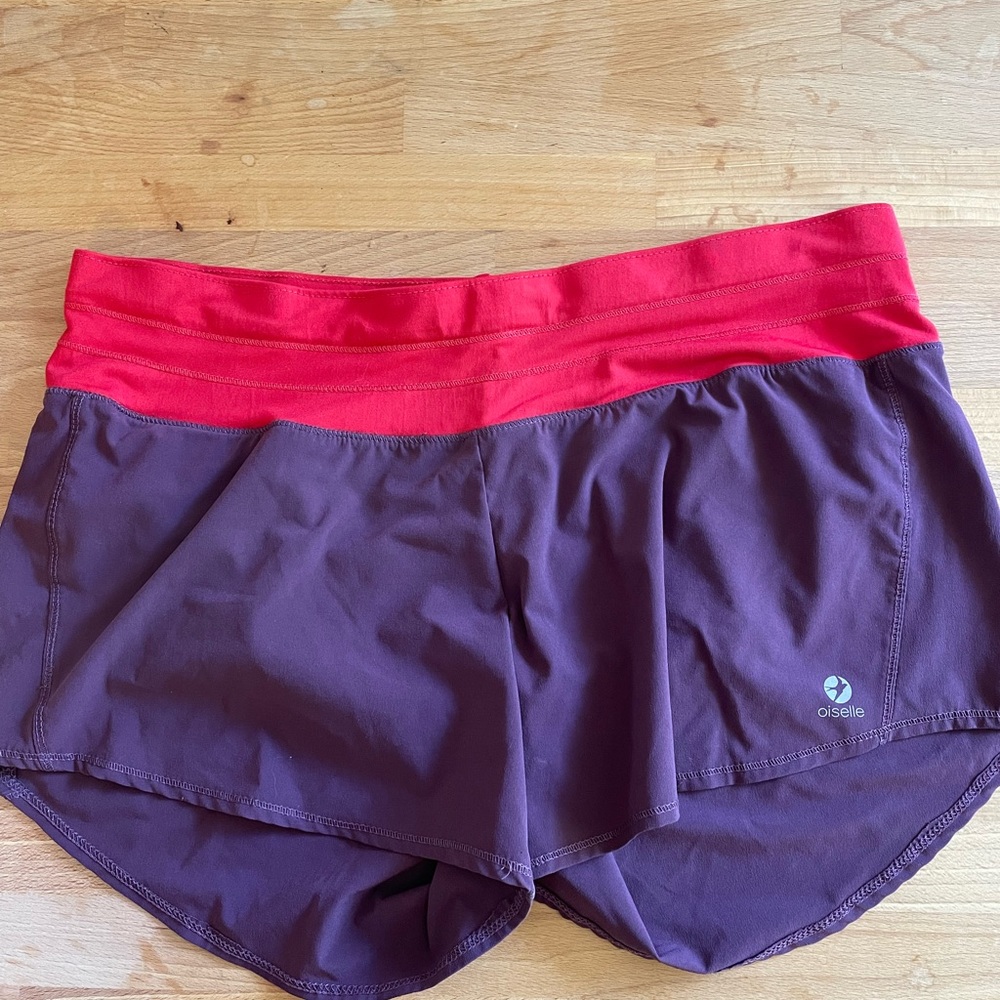 Oiselle Roga shorts sz 6